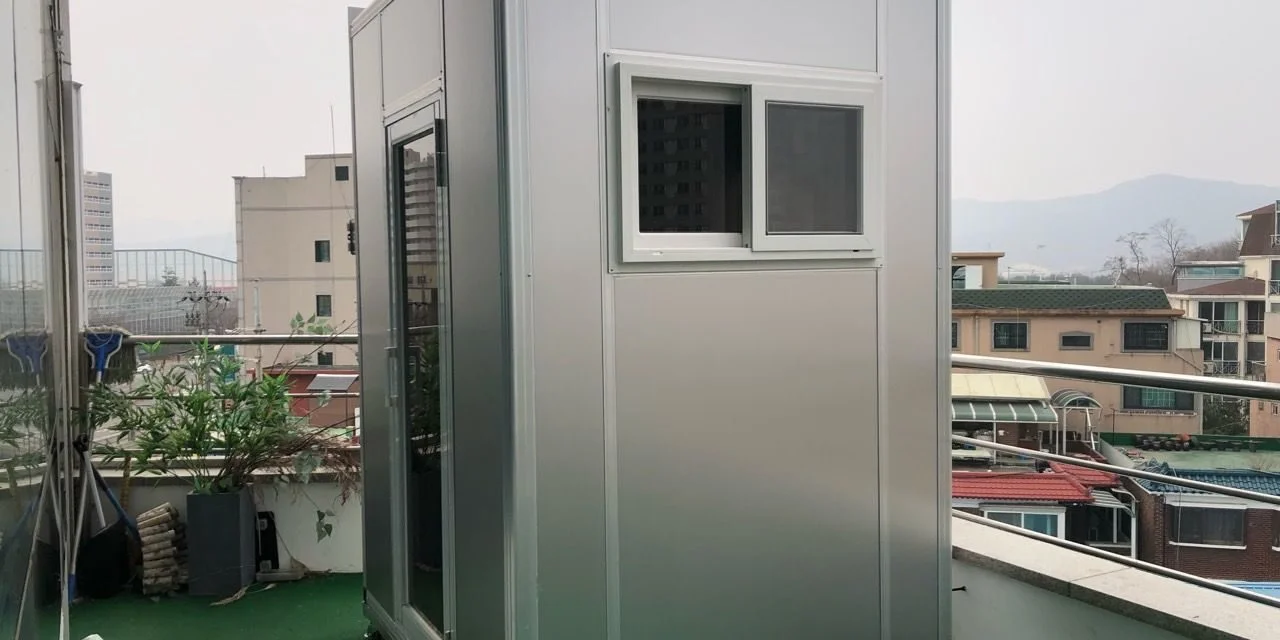 1 fbdUd018svc11exhx6vyqi7w ixj4wj