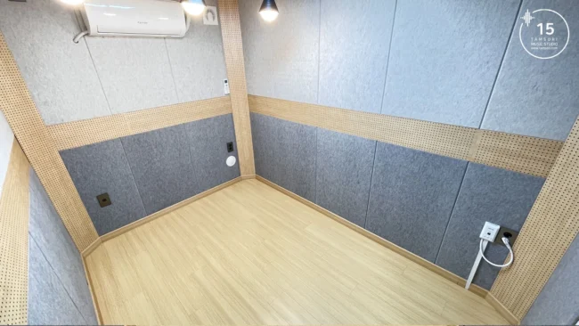 Room 15b
